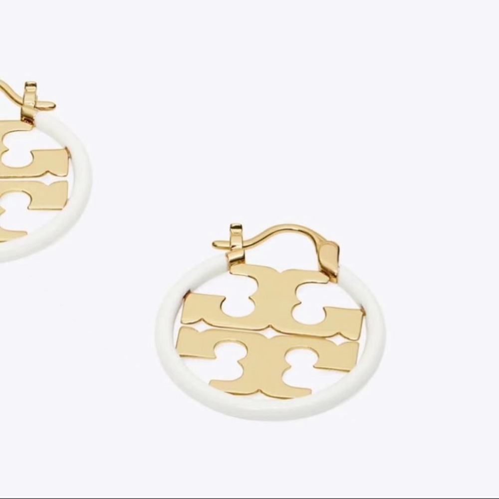 NWOT Tory Burch Miller Enamel Small Hoop Earring - Picture 3 of 5